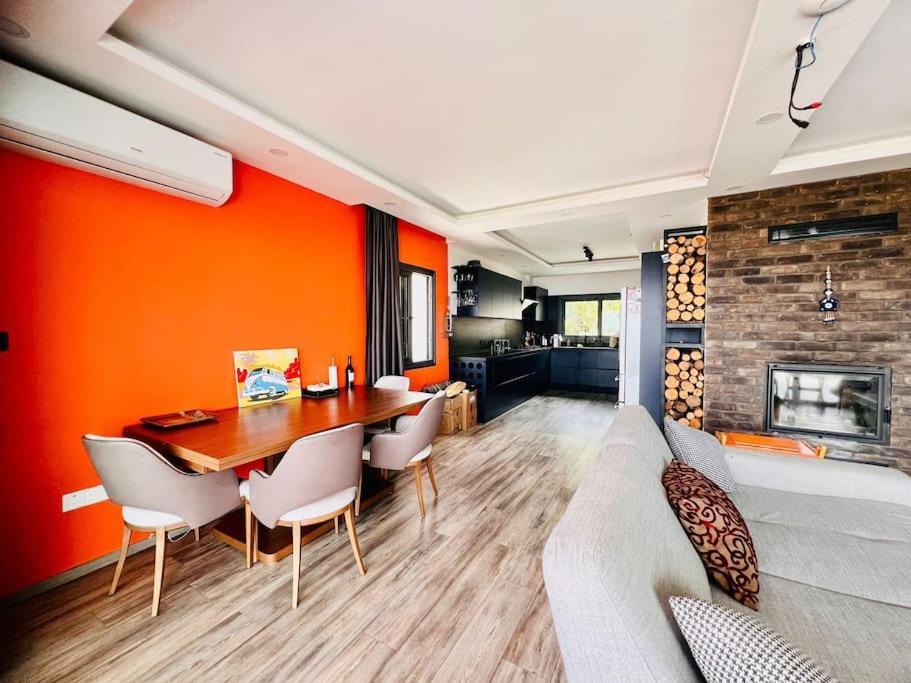 הוילה קיירניה Karmi'De Rueya Gibi Tatil מראה חיצוני תמונה